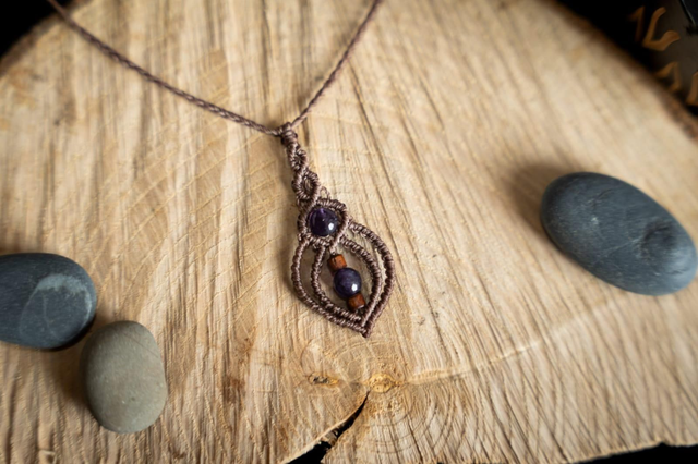 Parure complète de bijoux en micro-macramé marron et Améthyste