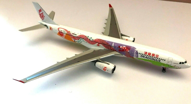 Dragonair A330-300 (B-HWG) &quot;20th anniv.&quot;, 1:400, Phoenix