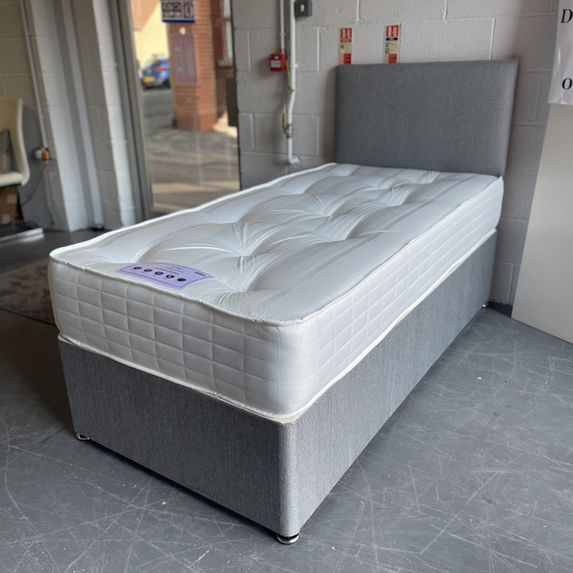 King size full bed set £399