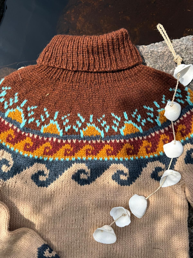 Kviljo Polar Sweater Kit - Col 02 (Warm Brown Vams) - Wool &amp; Pattern - Linka Neumann