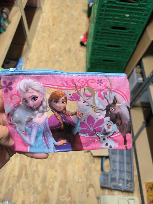 TROUSSE REINE DES NEIGES 