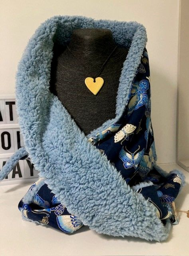 Chèche polaire papillons bleus