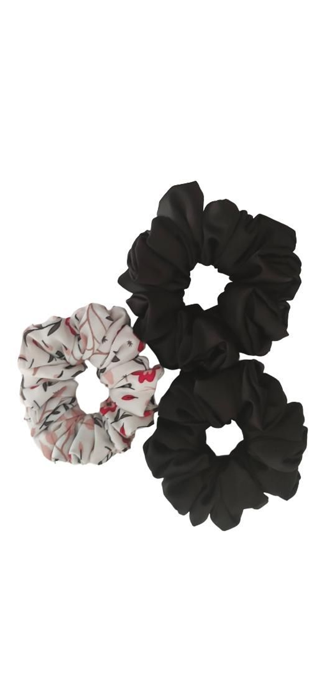 pack de 3 Chouchous dont 2 en satin et 1  fleurie 