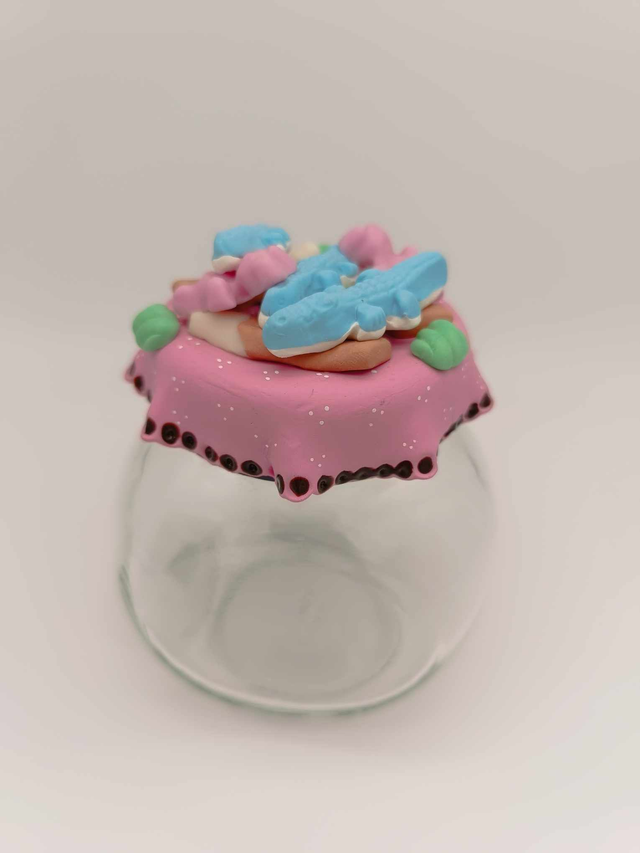 Bocal gourmand avec bonbons