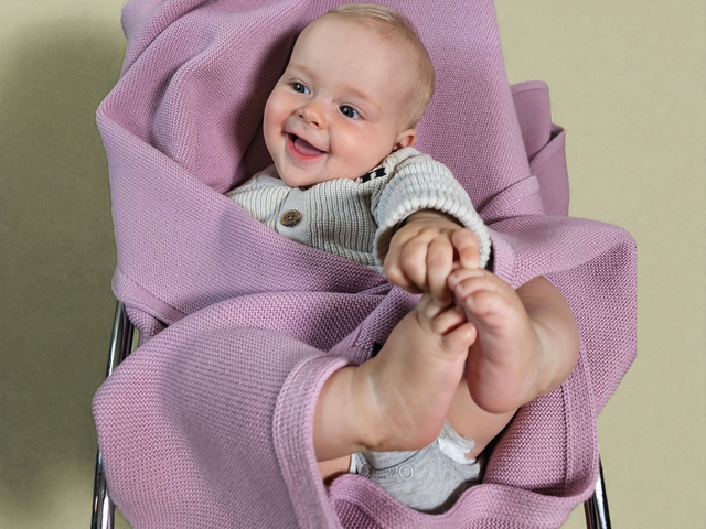 Babydecke "Sascha" aus extrafeiner Merinowolle