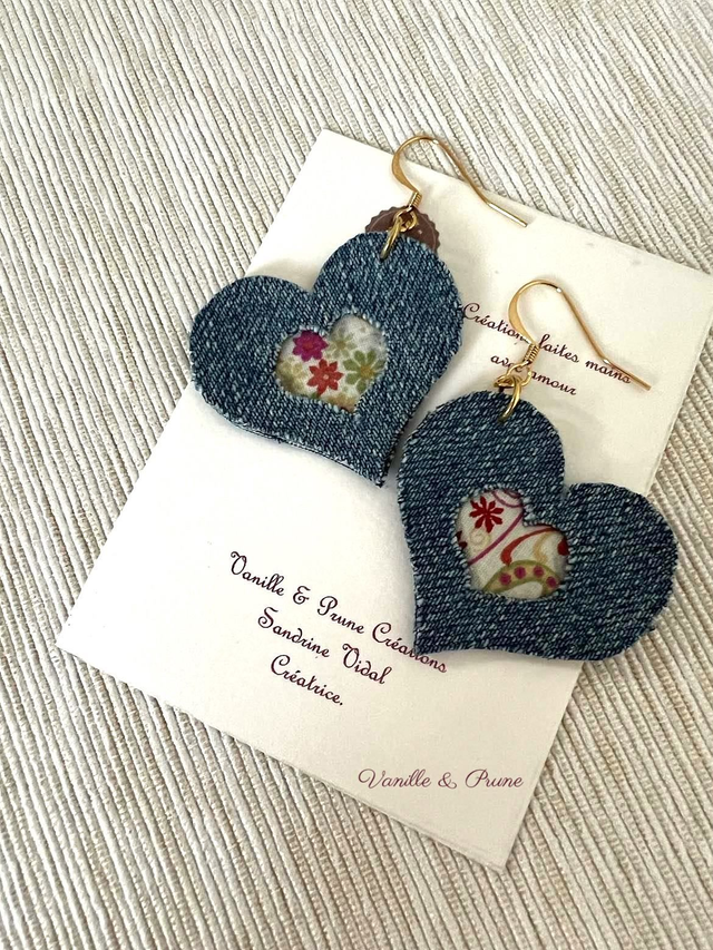 Boucles d&#039;oreilles VALENTINE dorée, jolis coeurs en jeans et Liberty, bijou upcycling