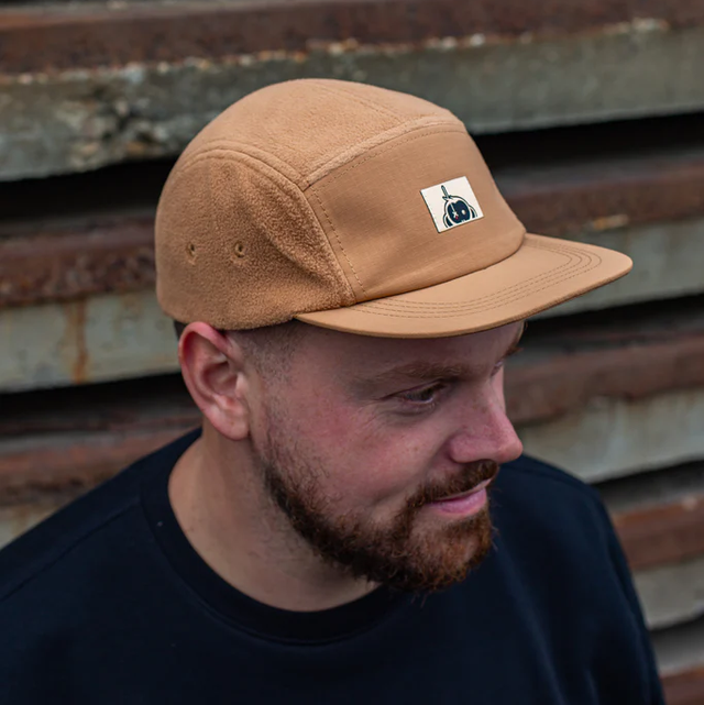 RECYCLED FLEECE 5 PANEL I DIFFERENT COLOUR OPTIONS