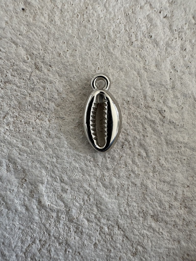 Charm Petit coquillage 