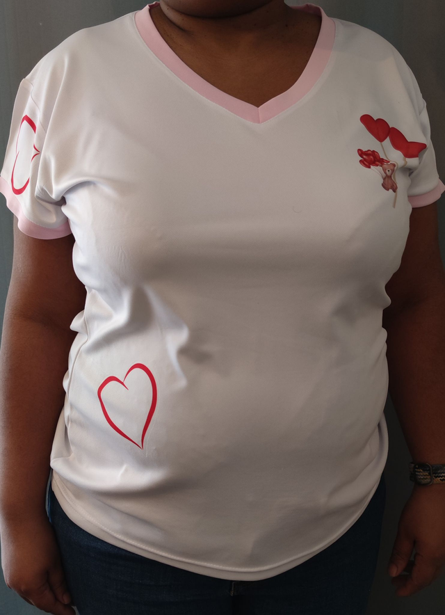 Article réalisé pour une cliente: Tee shirt femme - Saint Valentin 