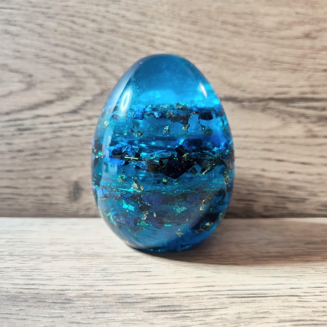 Orgonite œuf lapis lazuli