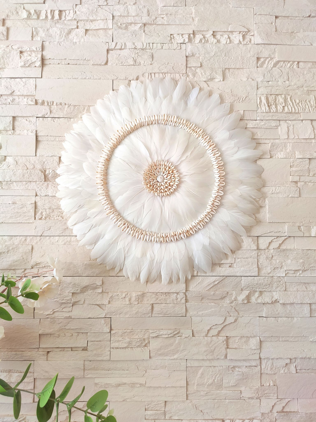 Jujuhat plumes blanches et coquillages