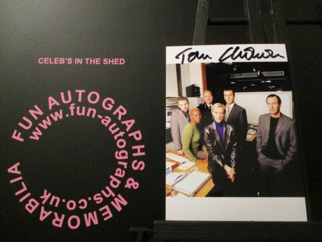 Tom Chadbon Authentic Autographed 7x5 Photograph (A)