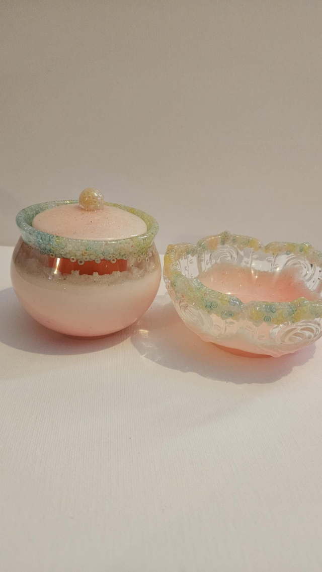 Matching Bowl and Jar Set 