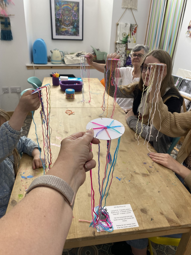 Kids Craft Kit: Learn to Braid, Kumihimo style