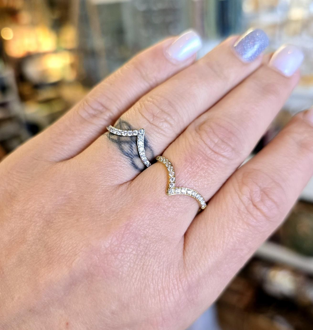 Bague "Princess" en acier inoxydable doré ou argenté (plusieurs tailles)