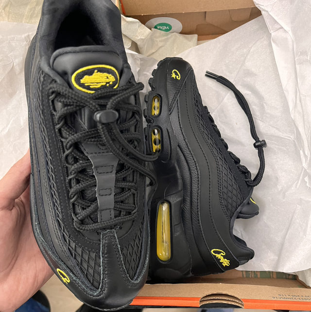 Nike 95 corteiz size 40 NeW