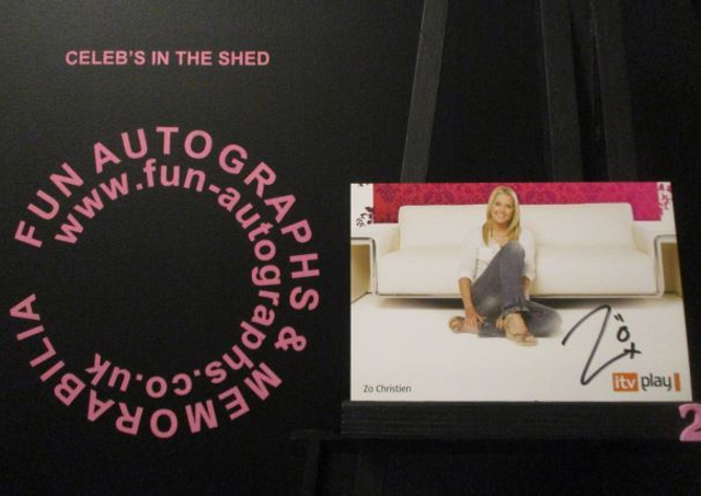 Zo Christien Authentic Autographed Itv Play 6x4 Cast Card (2)