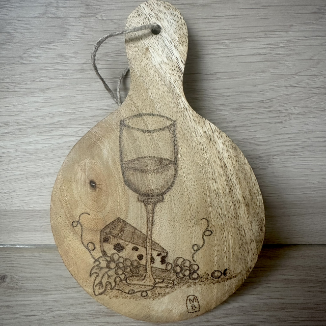Planche à découper vin fromage