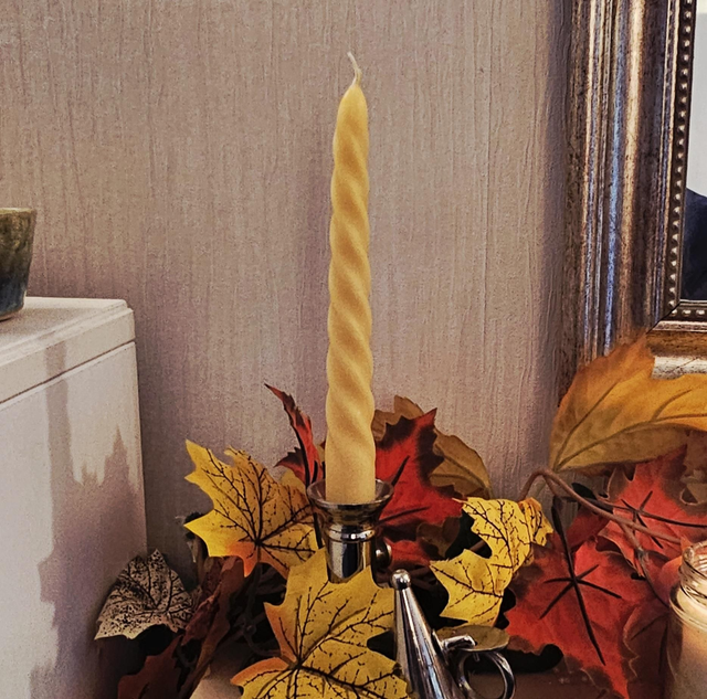 Beeswax Spiral Dinner Candle