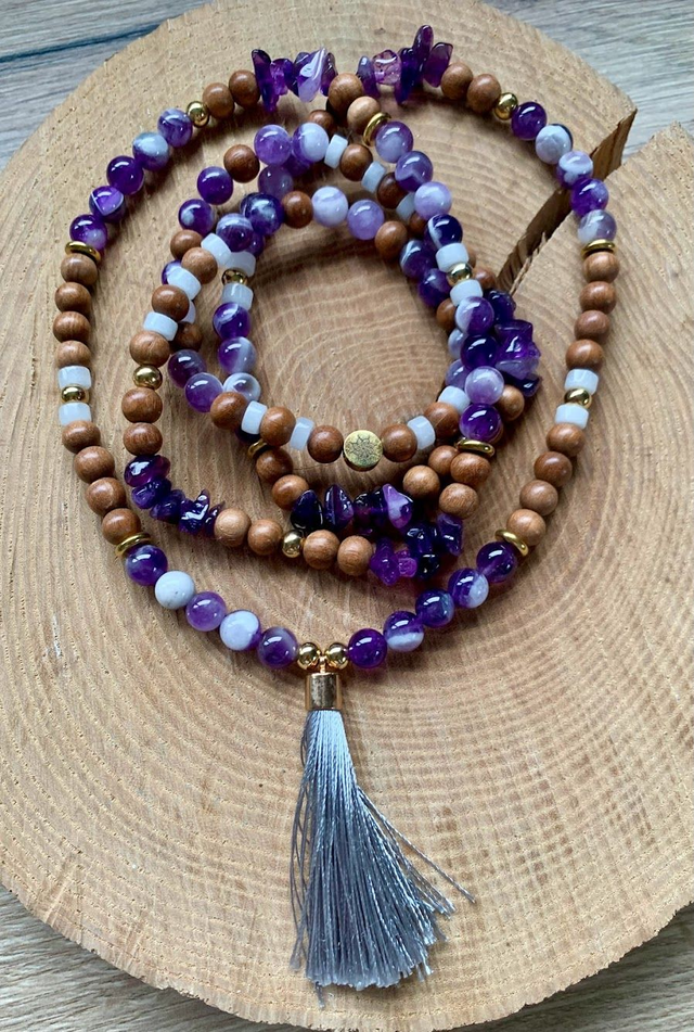 Mala Améthyste Chevron, Bois de Santal, Jade blanc et Améthyste (en perles de 8mm)