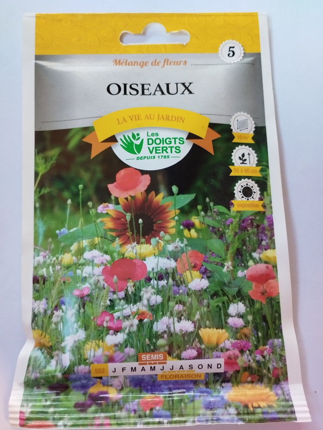 Mélange de fleurs oiseaux 