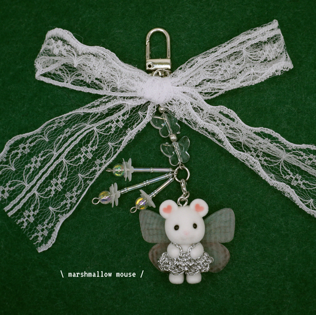 Sylvanian Families silver fairy charm (marshmallow mouse)