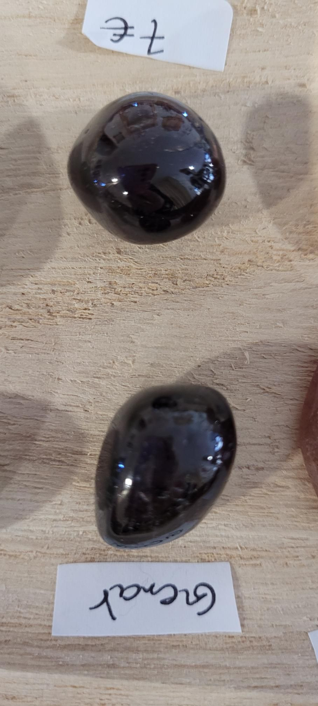 Grenat pierre roulée 