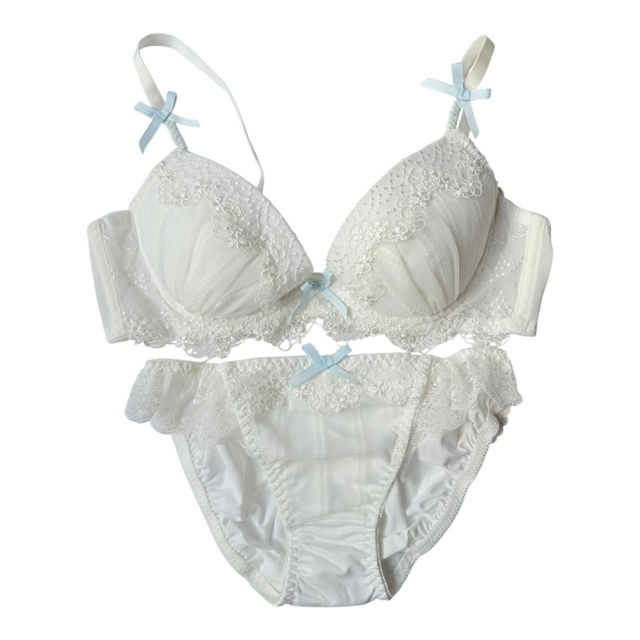 White+ blue floral embroidered bra and underwear set 34A  
