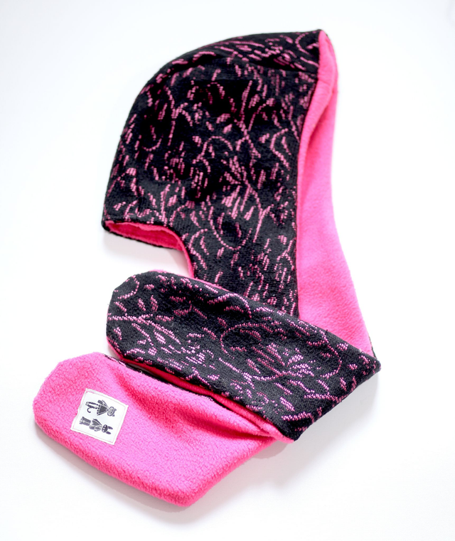 black pink hood-scarf