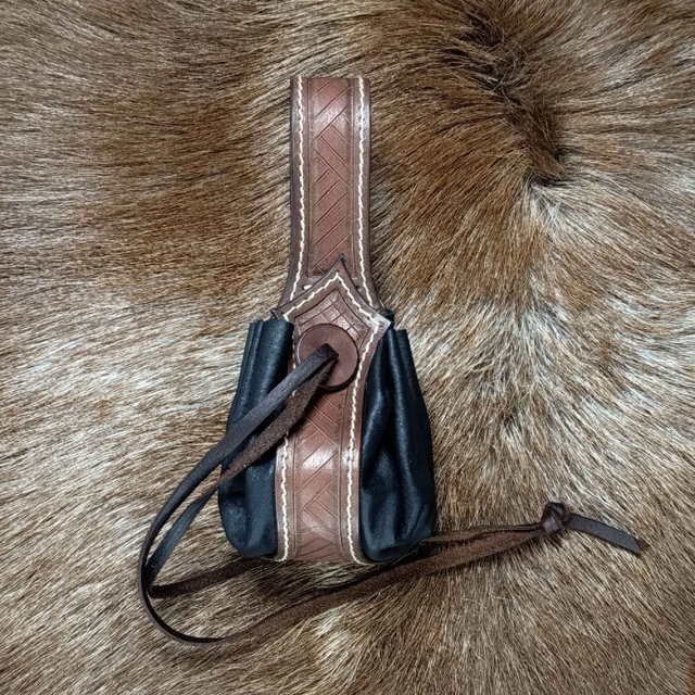 Kožený mešec 010