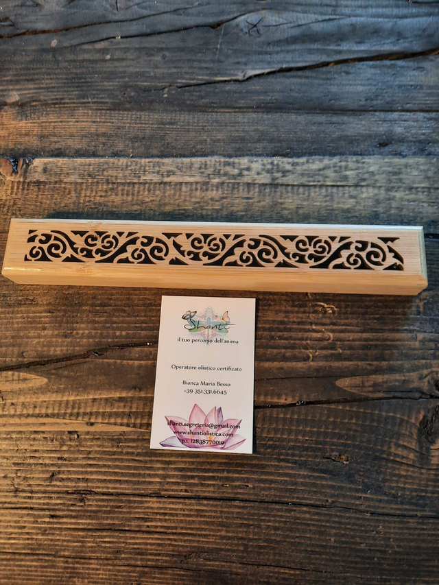 Porta incensi in legno intarsiato