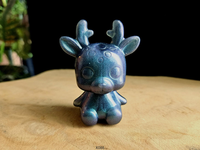 Chameleon Reindeer (X086)