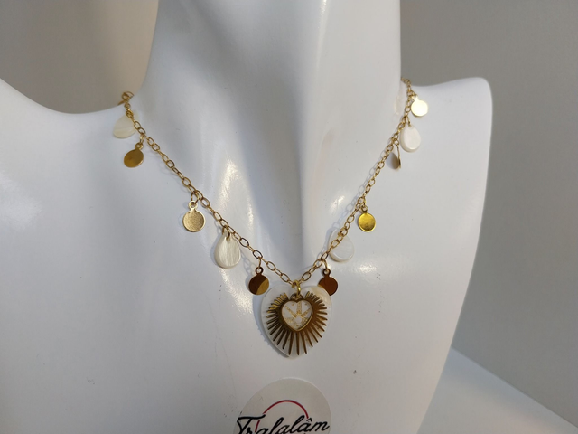 ✨Collier &quot;sequins pendentif coeur et gouttes nacrées&quot;✨