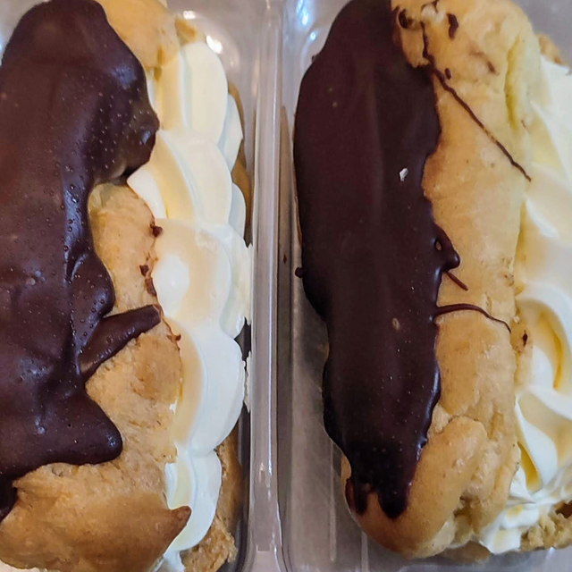 Chocolate Eclair