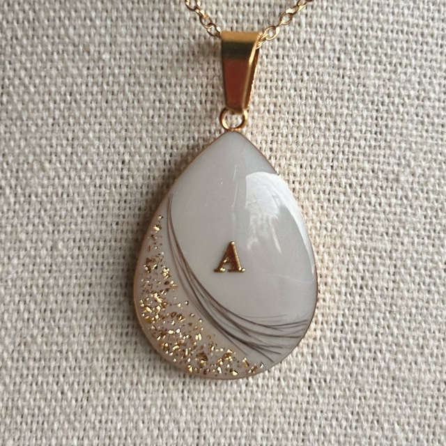 Dråpe fairytale • gullbelagt • 25x18mm • Monika