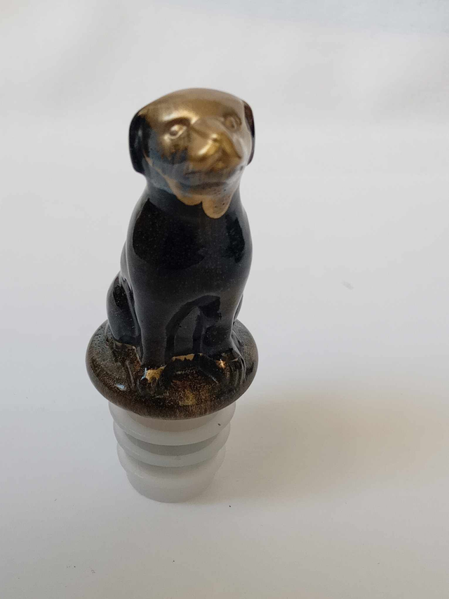 Bouchon de bouteille de vin forme chien 