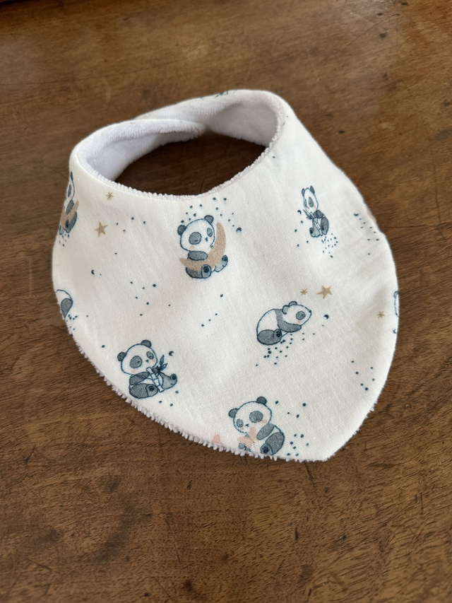 Bavoir bandana bébé