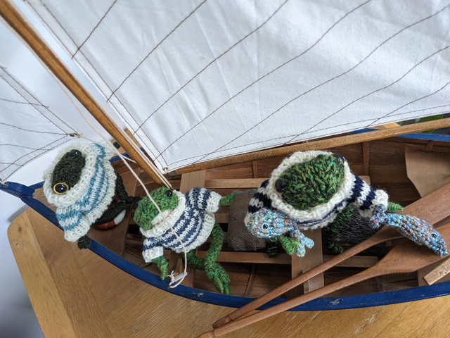 Knitted Frog Soft Sculpture – Knitted Shetland Wool with Fisherfrog Jumper or Cotton Oil-Skins & miniature book