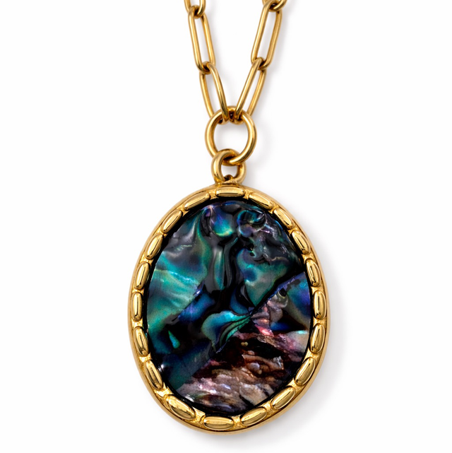 Cadena acero dorado nácar océano 