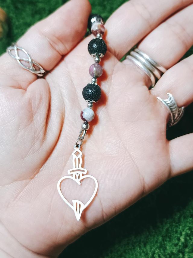 V - ÉCHELLE DE SORCIÈRE - HEL (pièce unique)