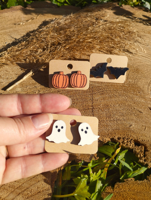 Boucles d&#039;oreilles - puces / clous Halloween