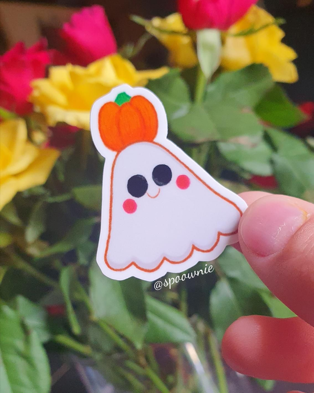Stickers Fantôme avec sa citrouille sur la tête 