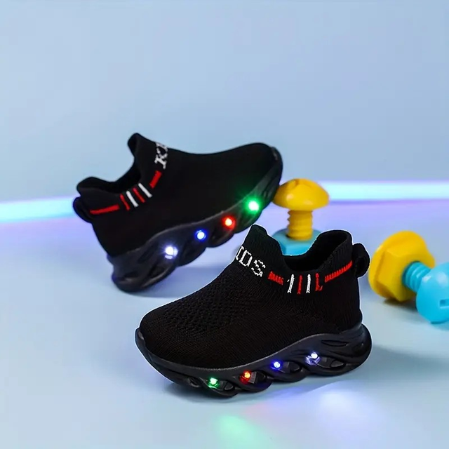 Boys And Girls, Baby &amp; Toddler Girls Boys LED Light-Up Slip-On Sneakers 