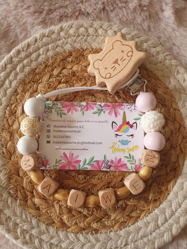 Attache tétine Bois