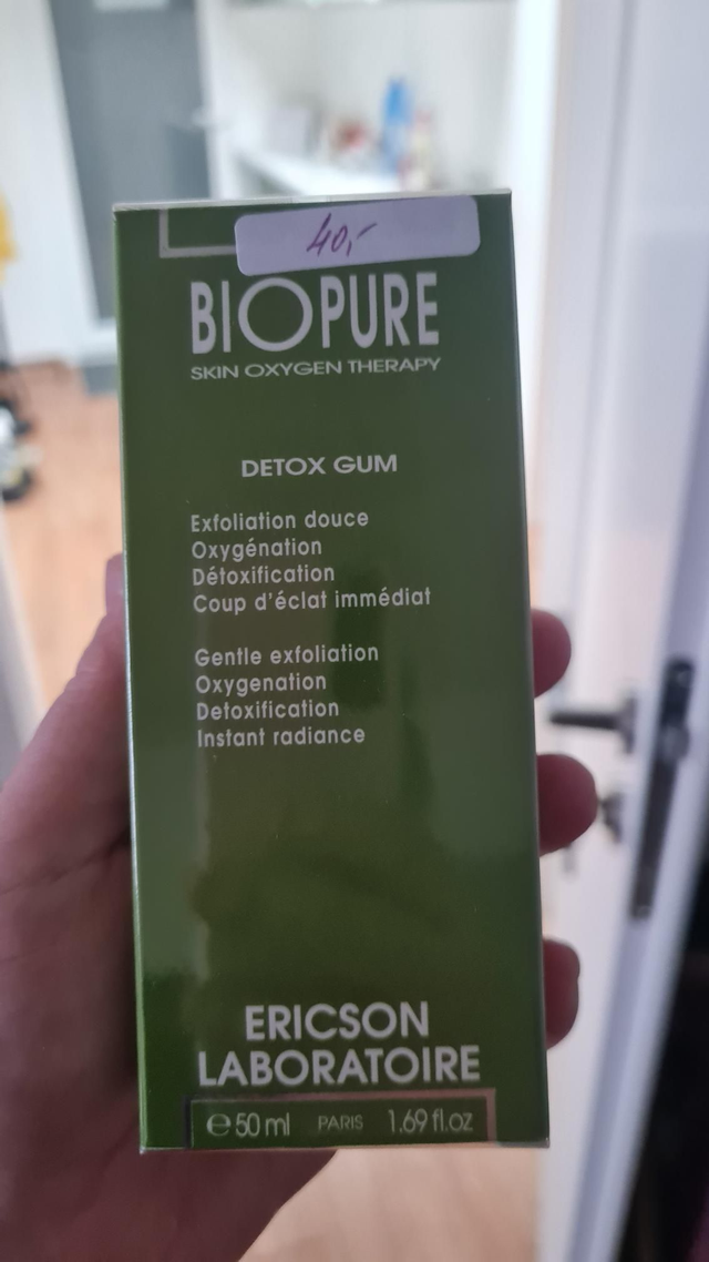Exfoliačný gumovací peeling na problematickú pleť 50ml  VÝPREDAJ