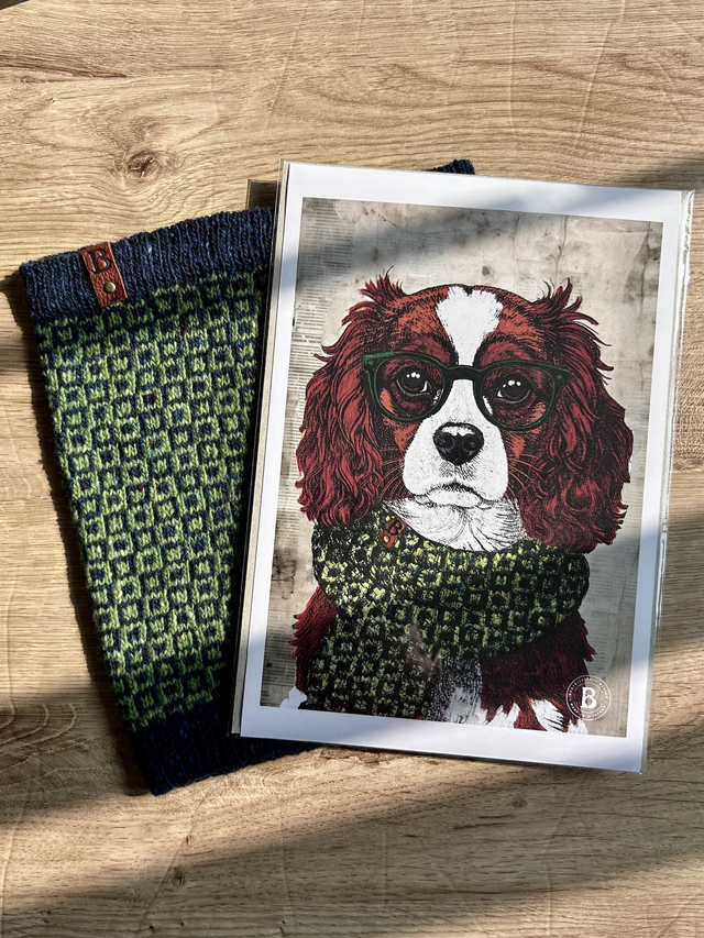King Charles Cavalier Dog In Glasses Mixed Media Art Print A4