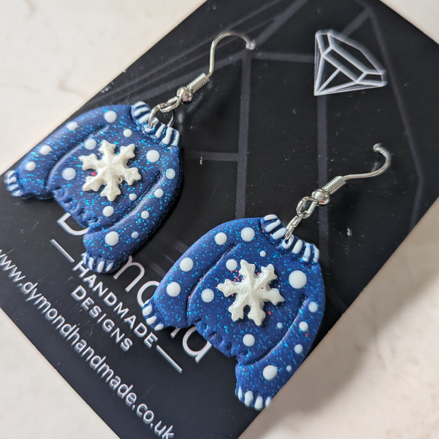  Christmas Sweater - blue glitter snowflake