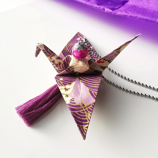 Grue de rétroviseur violette 