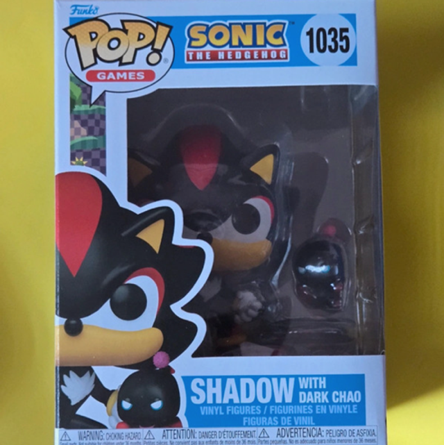 Shadow the Hedgehog with Dark Chao Funko Pop 1035