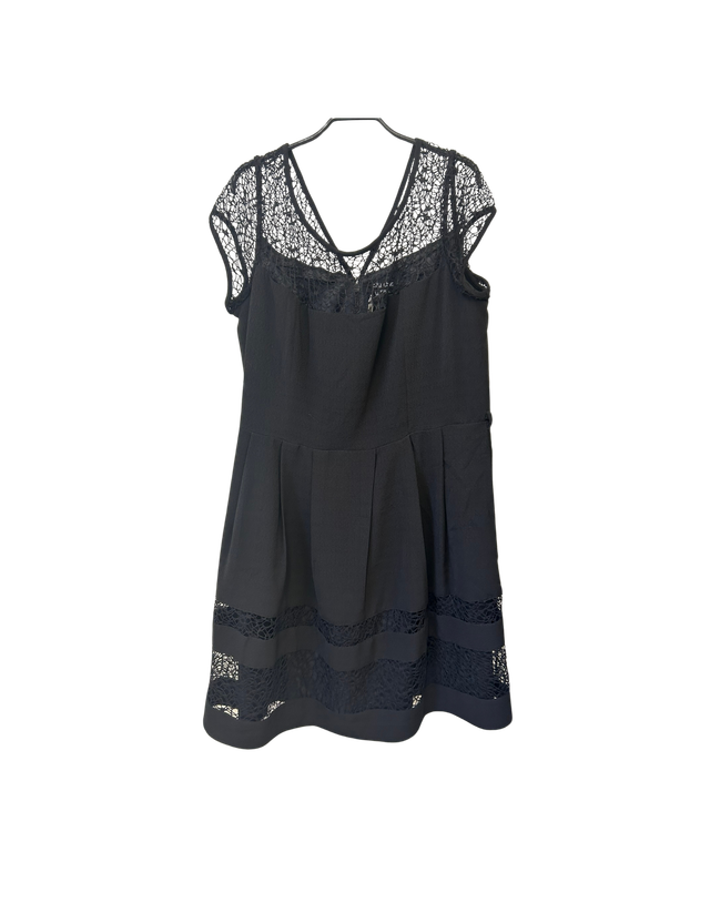 City Chic Dress in Black